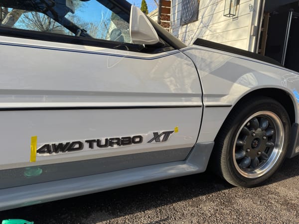 Subaru XT